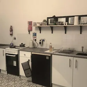 1 Richmond Tce, Flat 2 Apartment Swansea